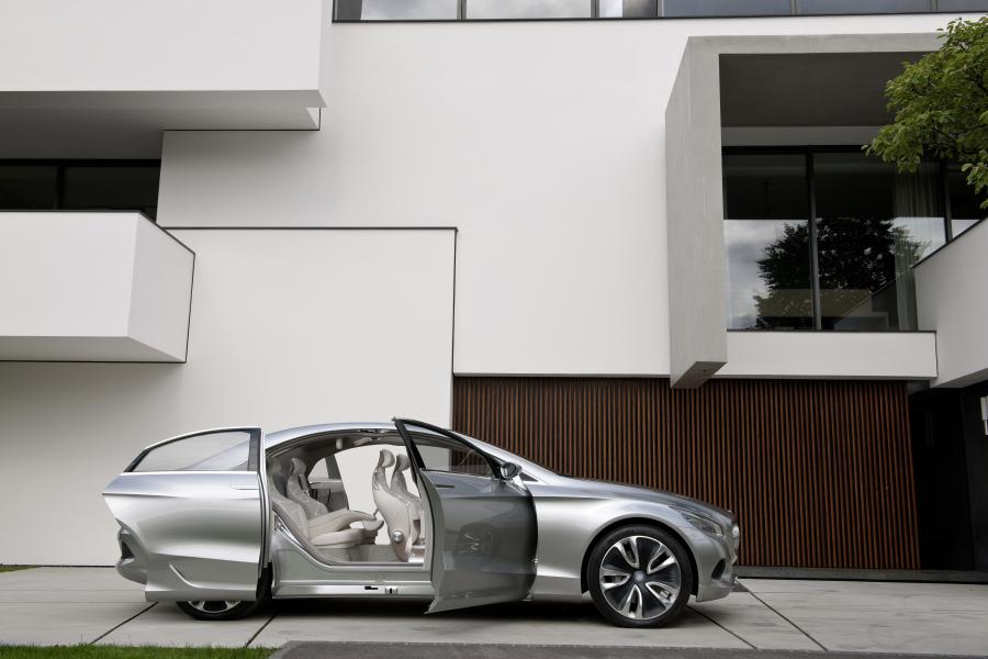  Mercedes-Benz F800 Style Research Vehicle 2010 года  (фото 104 из 193)